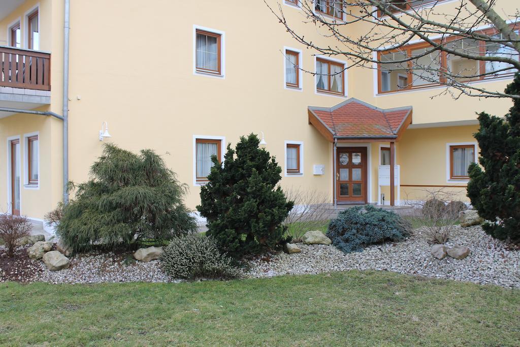 Hotel garni Vogelsang Bad Füssing Buitenkant foto