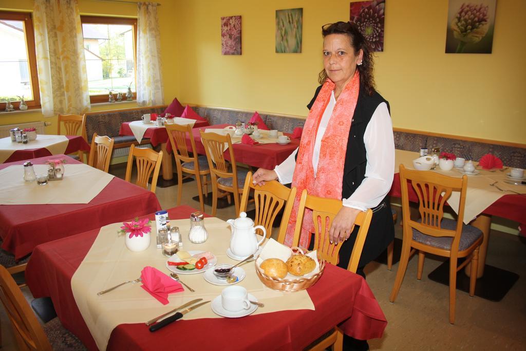 Hotel garni Vogelsang Bad Füssing Buitenkant foto